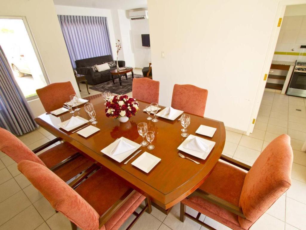 Terranova Suites Santa Cruz de La Sierra Exterior photo